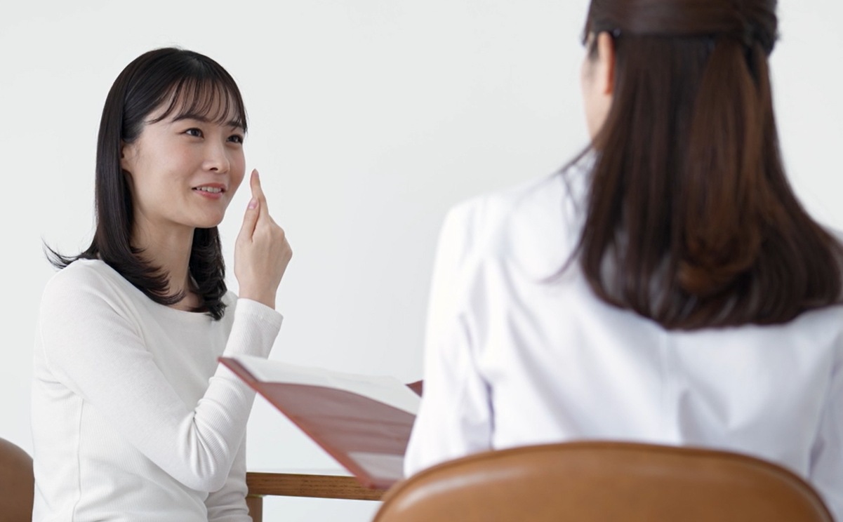 ⑦ 選ばれる理由（美容鍼）施術イメージ2