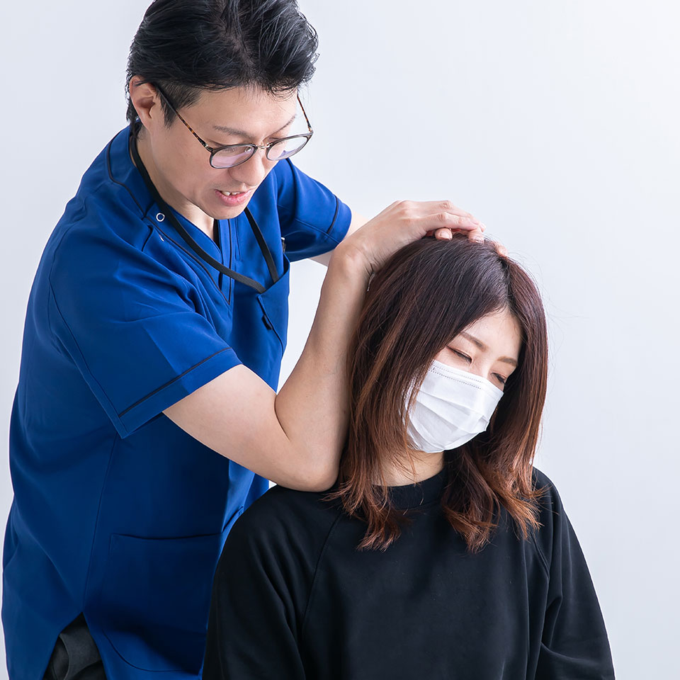 ⑦ 選ばれる理由(O脚)施術イメージ